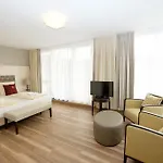 Ξενοδοχείο Baeren 4*