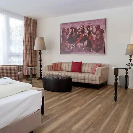 Bären Hotell 4*