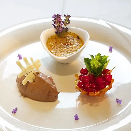 Baeren Titisee-Neustadt