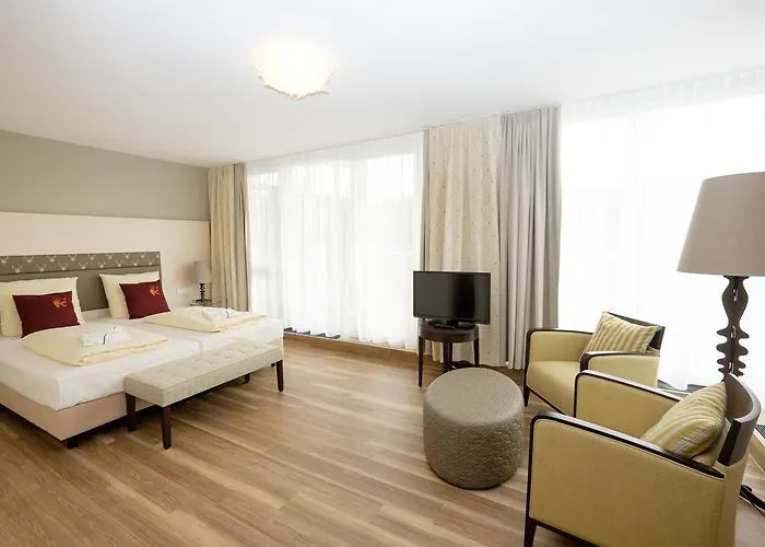 Ξενοδοχείο Baeren 4*