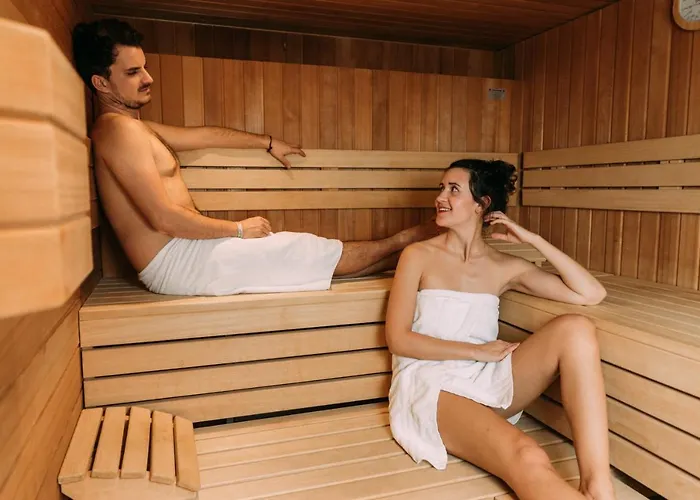 بارين تيتيسي تيتيسي نيوستادت