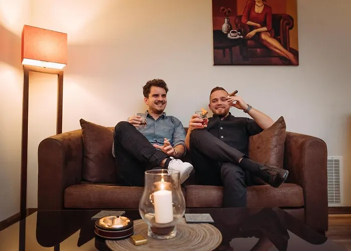 فندق بارين تيتيسي 4*